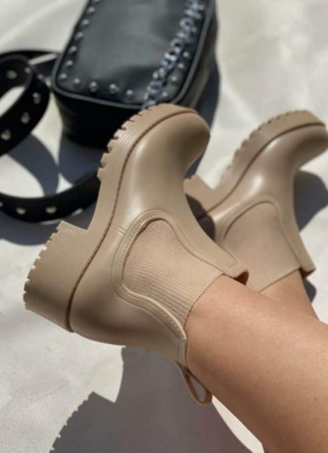 botas goma inyectada color suela